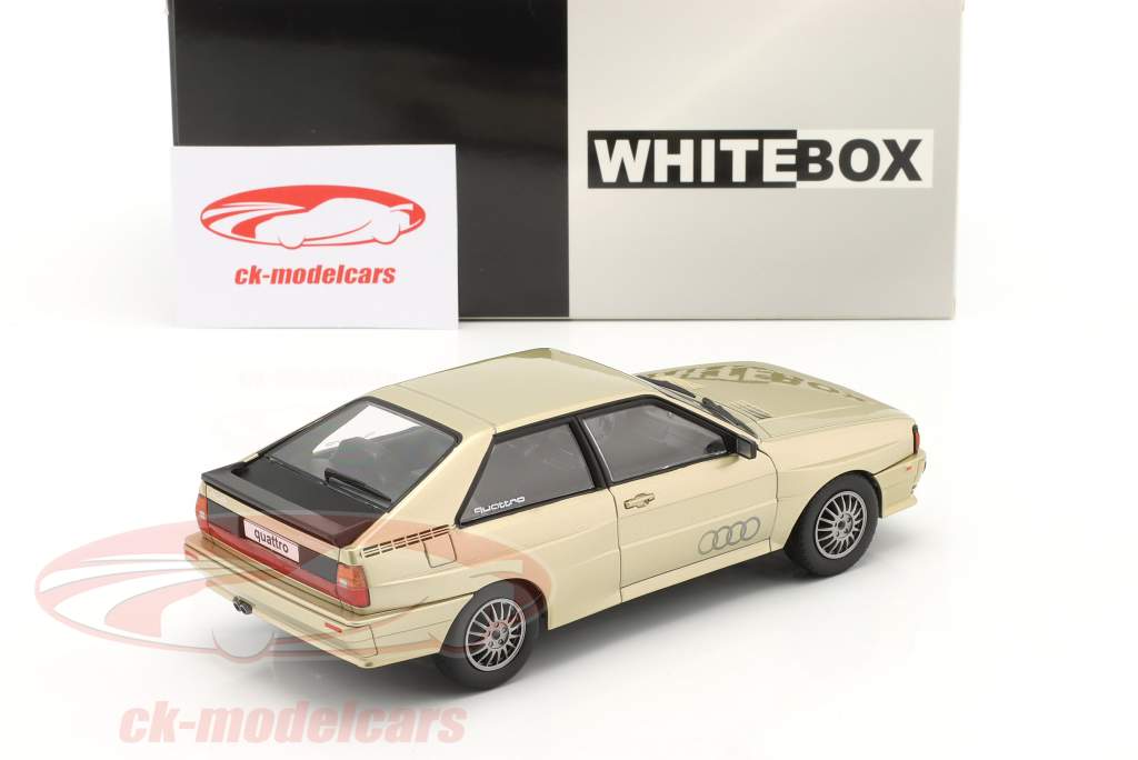 Audi Quattro beige / guld metallisk 1:24 WhiteBox
