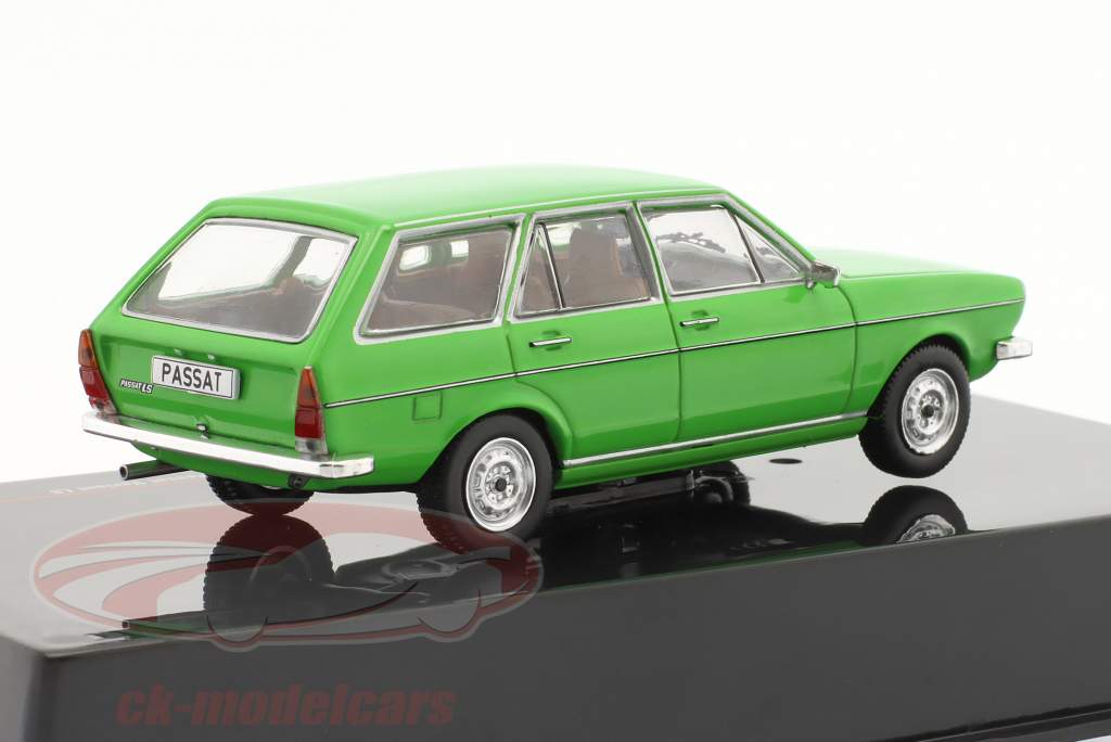 Volkswagen VW Passat Variant LS Byggeår 1975 grøn 1:43 Ixo