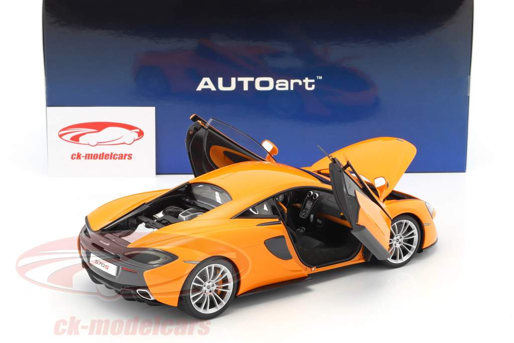 McLaren 570S Année de construction 2016 orange Avec argenté roues 1:18 AUTOart