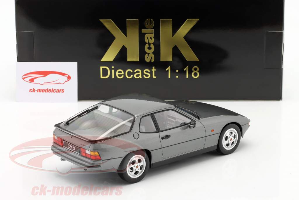 Porsche 924 S Baujahr 1986 grau metallic 1:18 KK-Scale