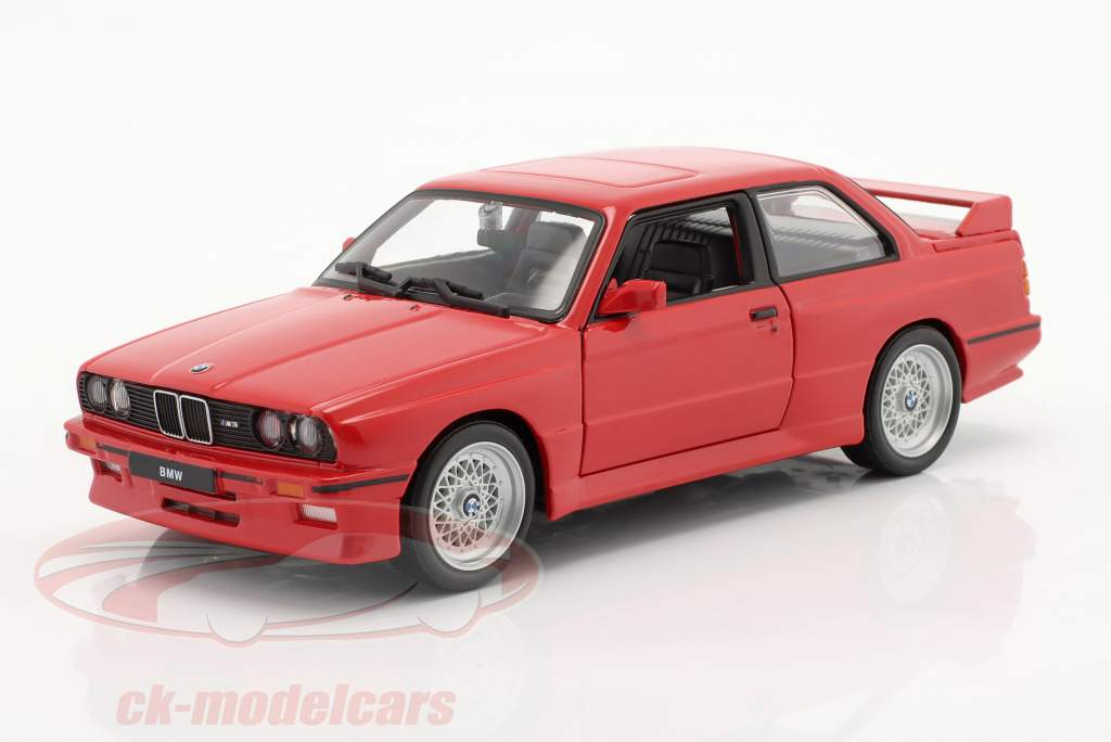 BMW M3 (E30) Anno di costruzione 1988 rosso 1:24 Bburago
