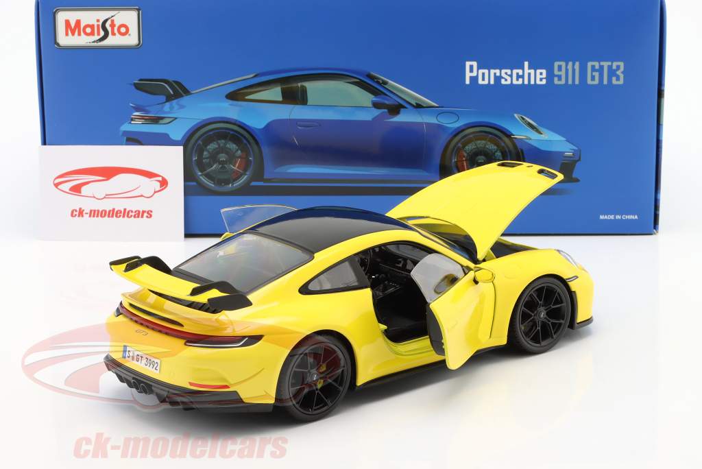 Porsche 911 (992) GT3 Byggeår 2022 racing gul 1:18 Maisto