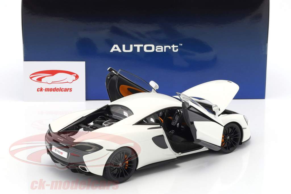 McLaren 570S 建设年份 2016 白色的 和 黑色的 轮辋 1:18 AUTOart