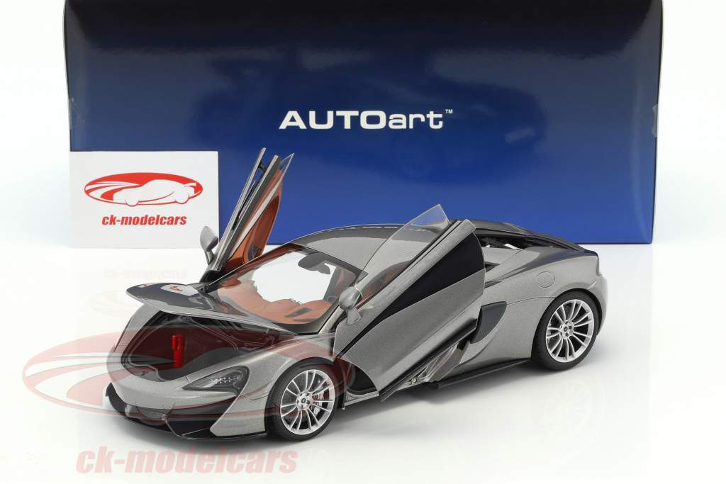 McLaren 570S Année de construction 2016 Gris Argenté métallique 1:18 AUTOart