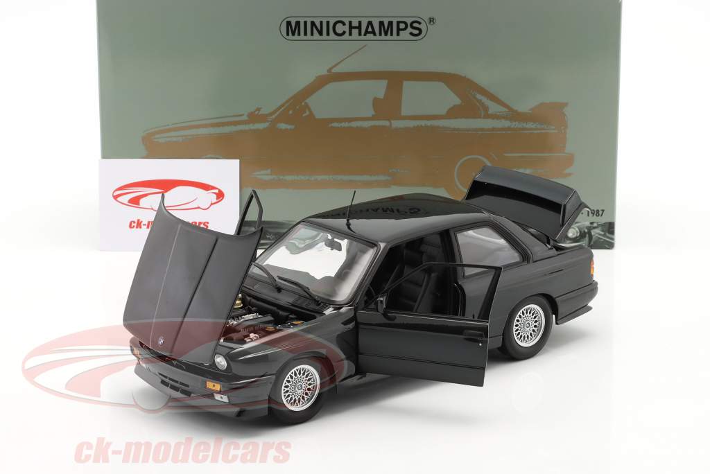BMW M3 (E30) Año de construcción 1987 negro metálico 1:18 Minichamps