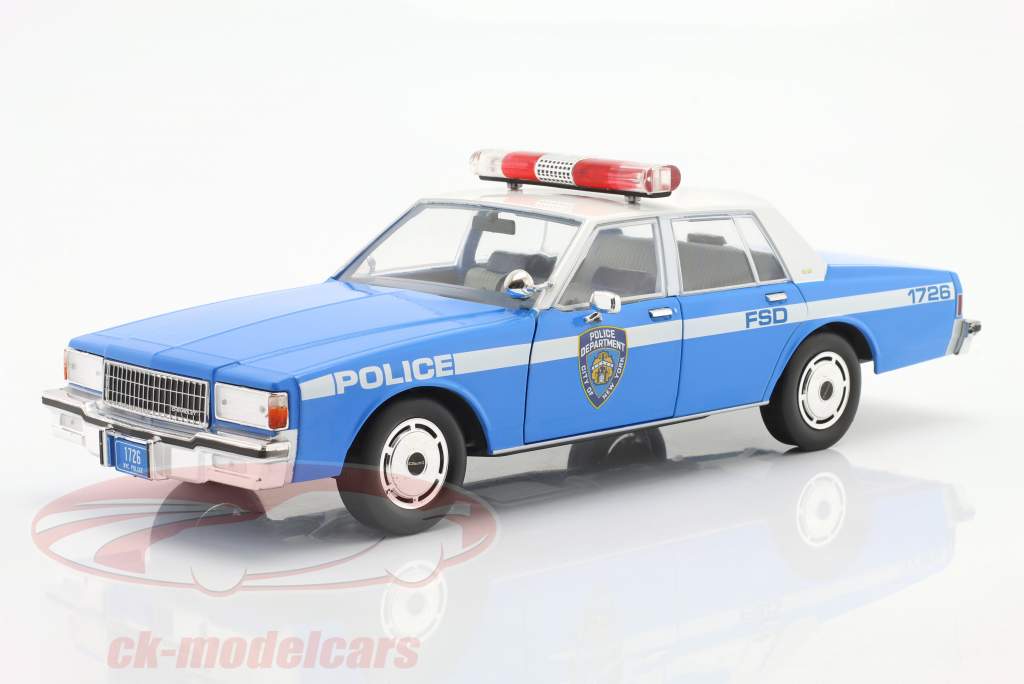 Chevrolet Caprice police New York (NYPD) year 1990 1:18 Greenlight