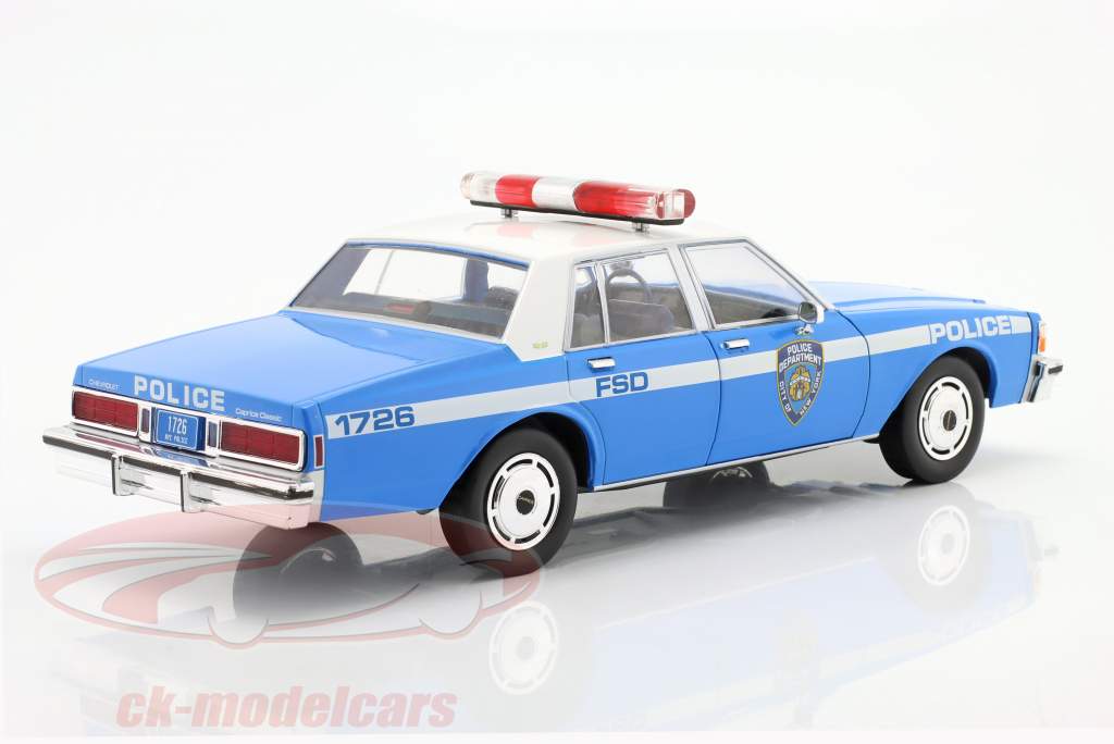 Chevrolet Caprice police New York (NYPD) year 1990 1:18 Greenlight