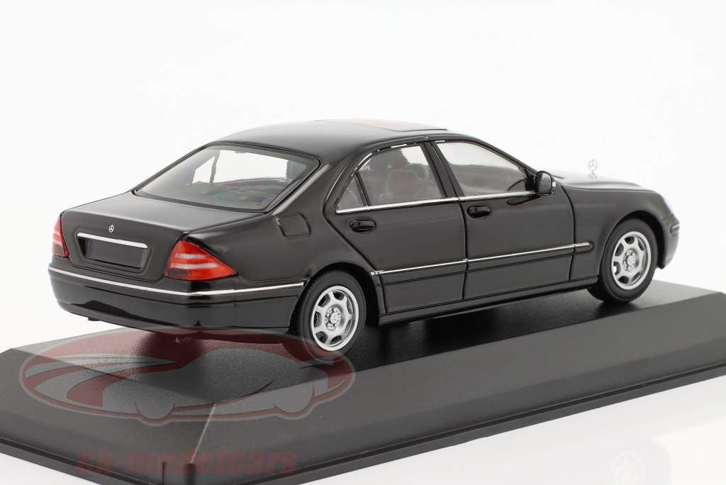 Mercedes-Benz S klasse (W220) bouwjaar 1998 zwart 1:43 Minichamps