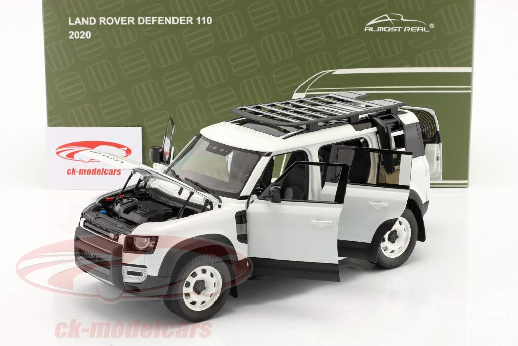 Land Rover Defender 110 30th Anniversary Edition 2020 Fuji weiß 1:18 Almost Real