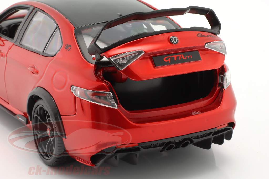 Alfa Romeo Giulia GTAm Année de construction 2020 gta rouge métallique 1:18 Bburago