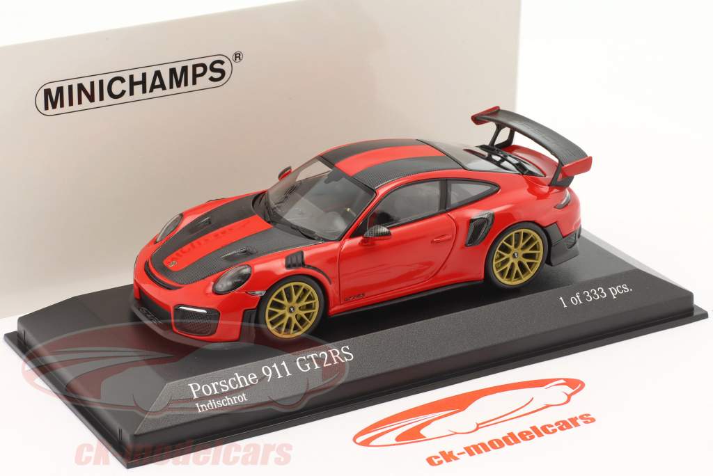 Porsche 911 (991 II) GT2 RS Forfait Weissach 2018 gardes rouge / d'or jantes 1:43 Minichamps