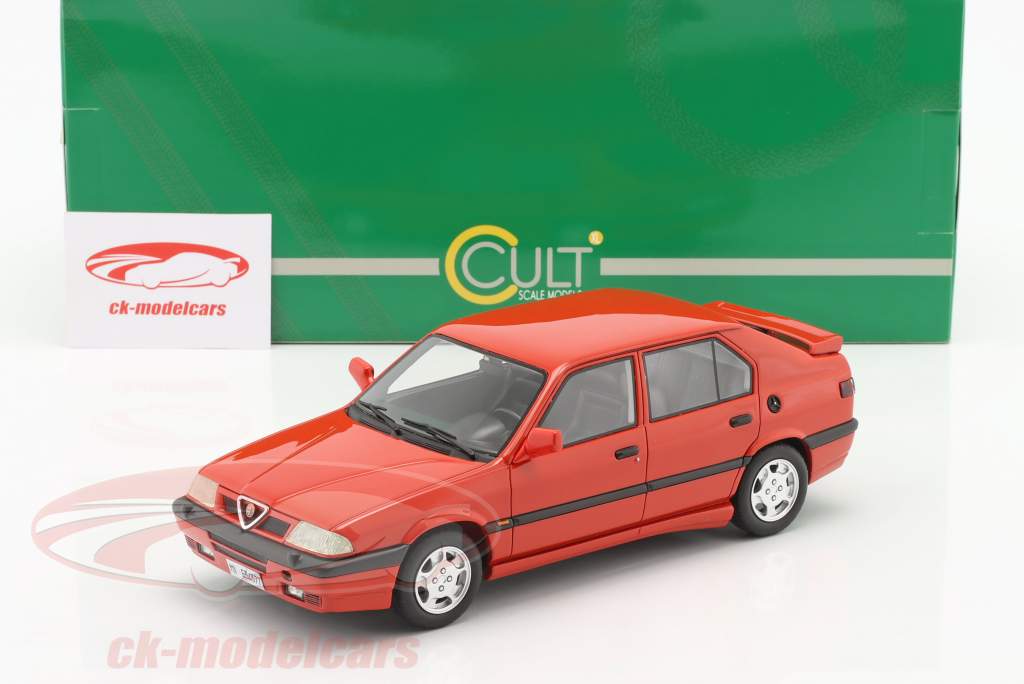 Alfa Romeo 33 S QV Permanent 4 Año de construcción 1991 rojo 1:18 Cult Scale