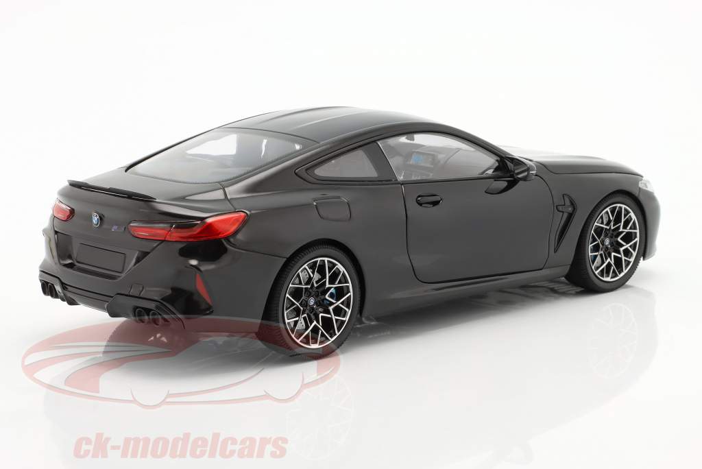 Minichamps 1:18 BMW 8er Serie M8 Coupe (F92) Baujahr 2020 schwarz  