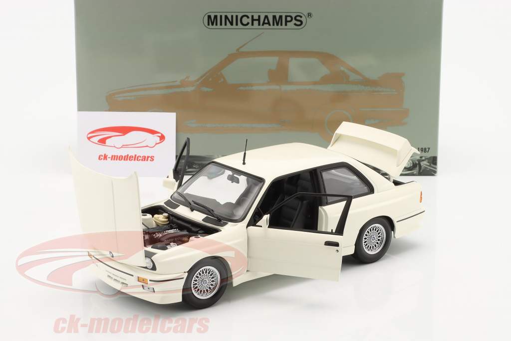BMW M3 (E30) Année de construction 1987 Blanc 1:18 Minichamps