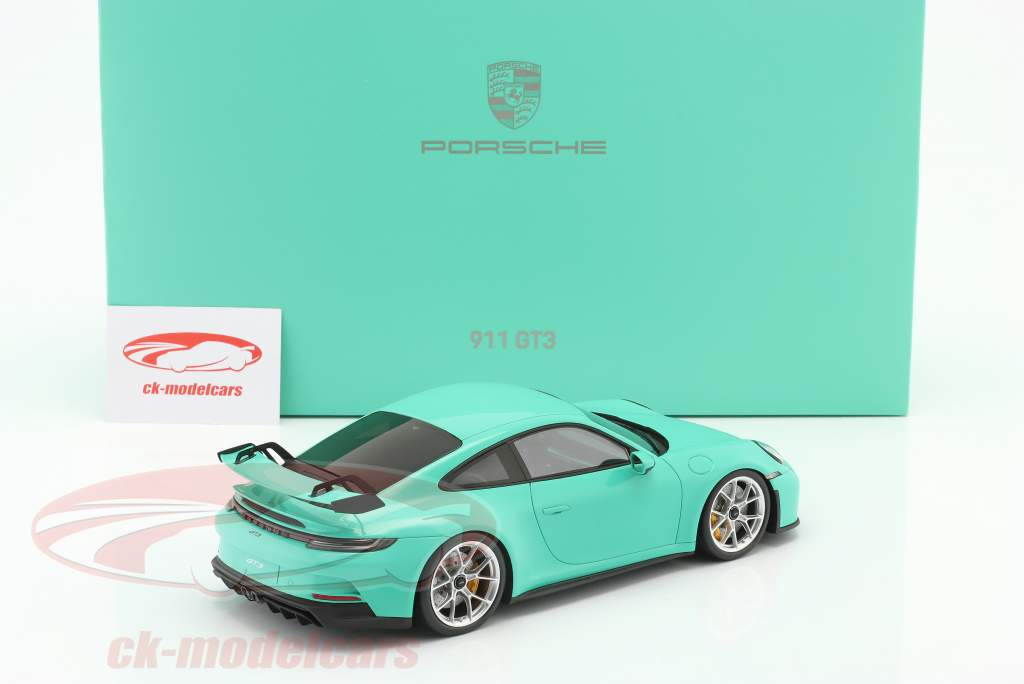 Porsche 911 (992) GT3 Baujahr 2022 mintgrün 1:18 Spark