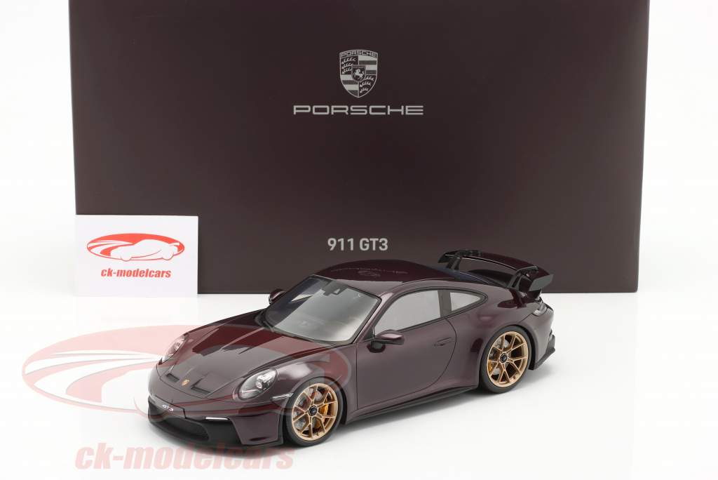 Porsche 911 (992) GT3 Byggeår 2022 ametyst metallisk 1:18 Spark