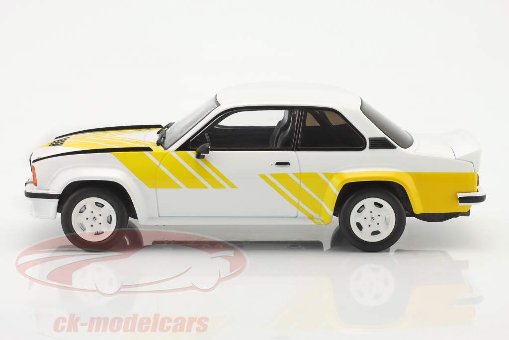 Opel Ascona B 400 Année de construction 1982 Blanc / jaune 1:18 Ixo