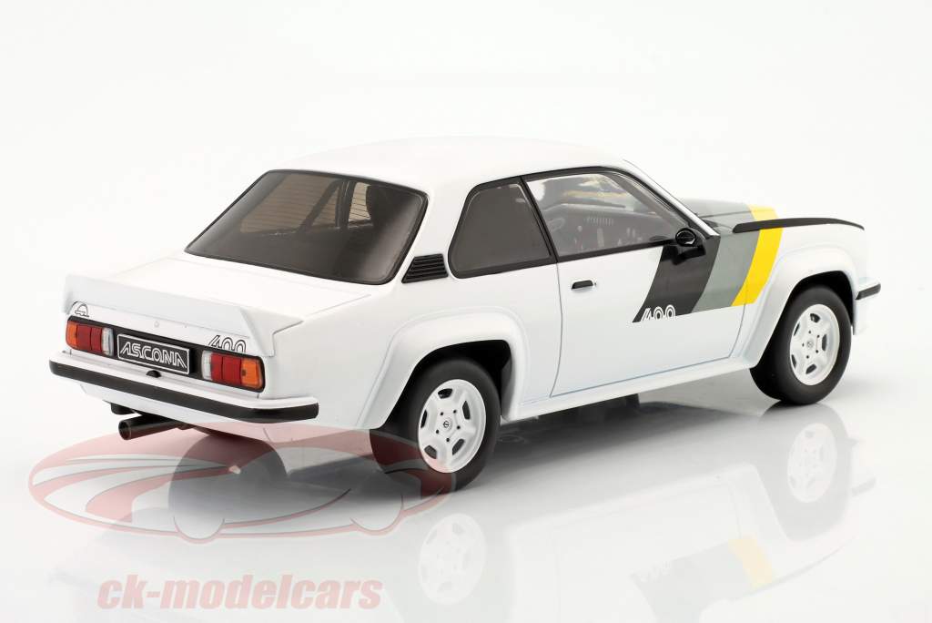 Opel Ascona B 400 Año de construcción 1982 Blanco / amarillo / Gris 1:18 Ixo