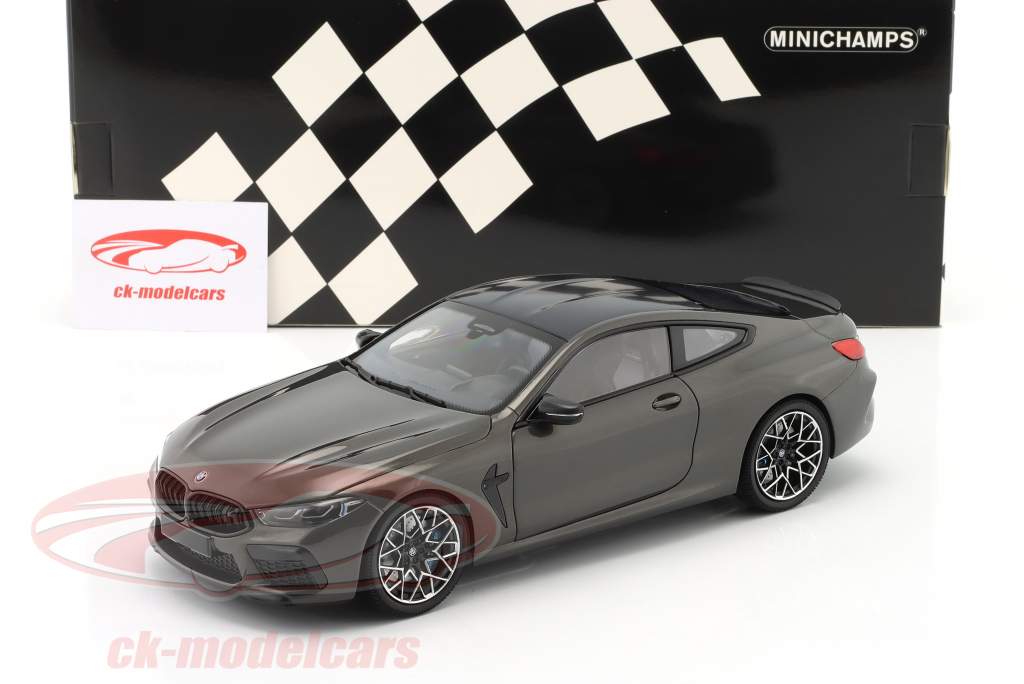 BMW 8 Series M8 Coupe (F92) Bouwjaar 2020 Grijs metalen 1:18 Minichamps