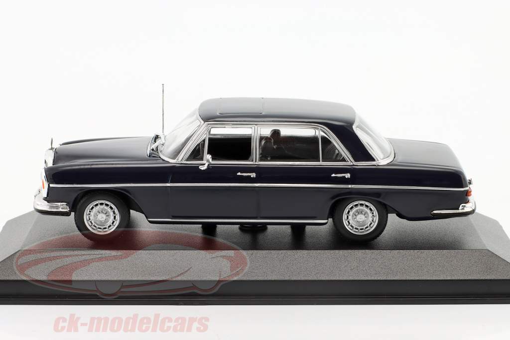 Mercedes-Benz 300 SEL 6.3 (W109) Byggeår 1968 mørkeblå 1:43 Minichamps