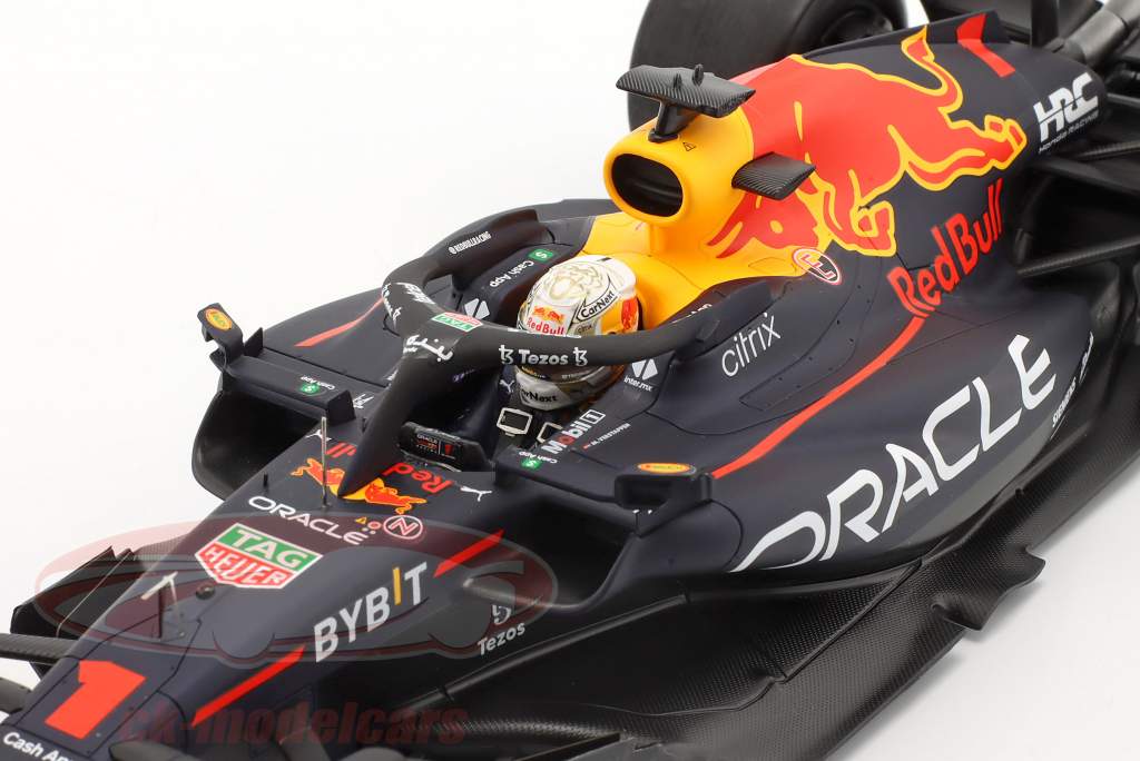 M. Verstappen RB18 #1 ganador Arabia Saudita Arabia GP fórmula 1 Campeón mundial 2022 1:18 Spark