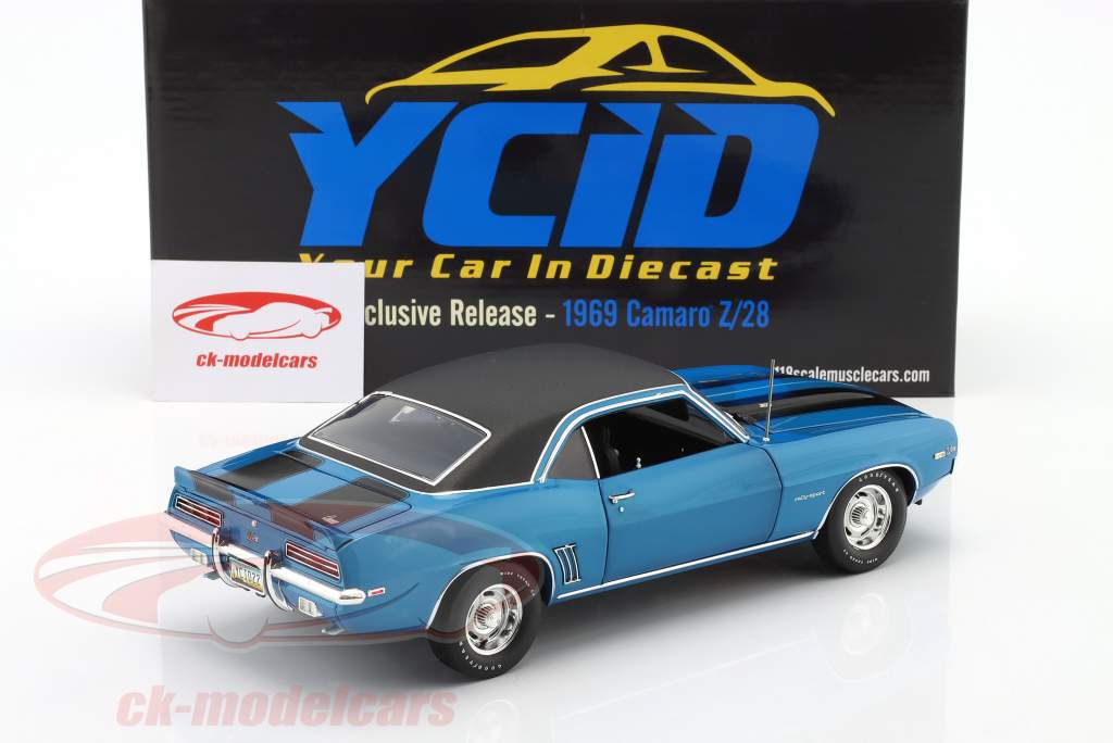 Chevrolet Camaro Z/28 vinyl top Byggeår 1969 LeMans blå / sort 1:18 GMP
