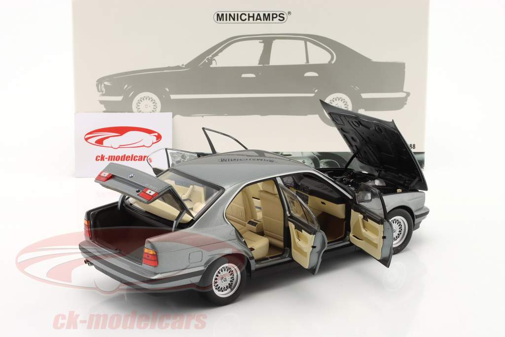Minichamps 1:18 BMW 535i (E34) Baujahr 1988 grau metallic 