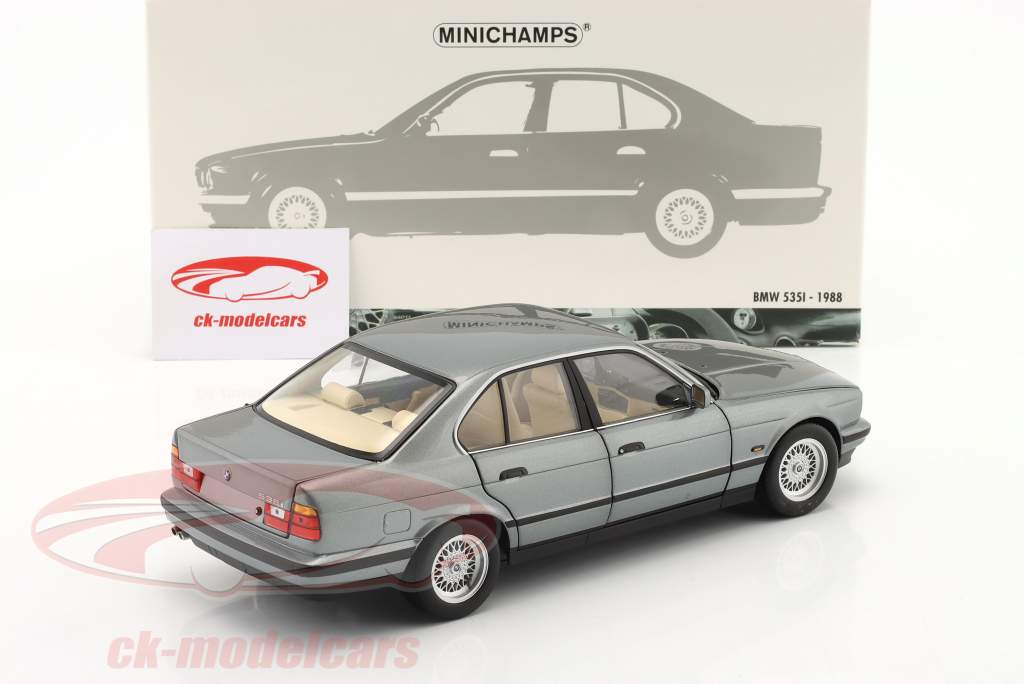 Minichamps 1:18 BMW 535i (E34) Baujahr 1988 grau metallic 