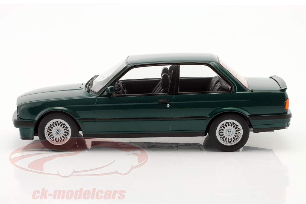 BMW 325i (E30) M package 1 year 1987 dark green metallic 1:18 KK-Scale
