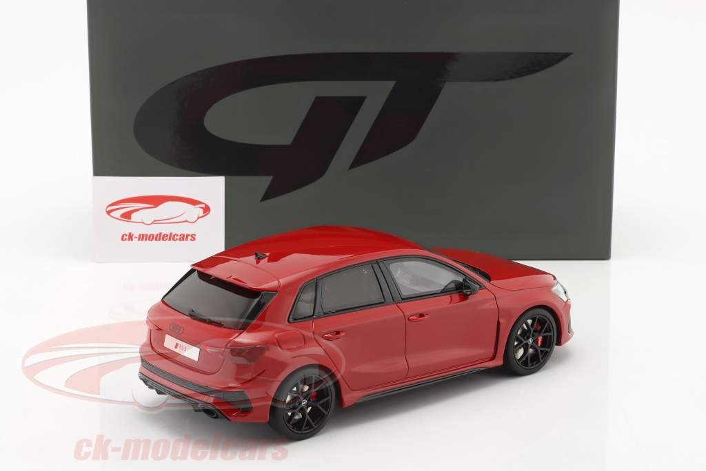 Audi RS 3 (8Y) Sportback 建设年份 2021 红色的 1:18 GT-Spirit