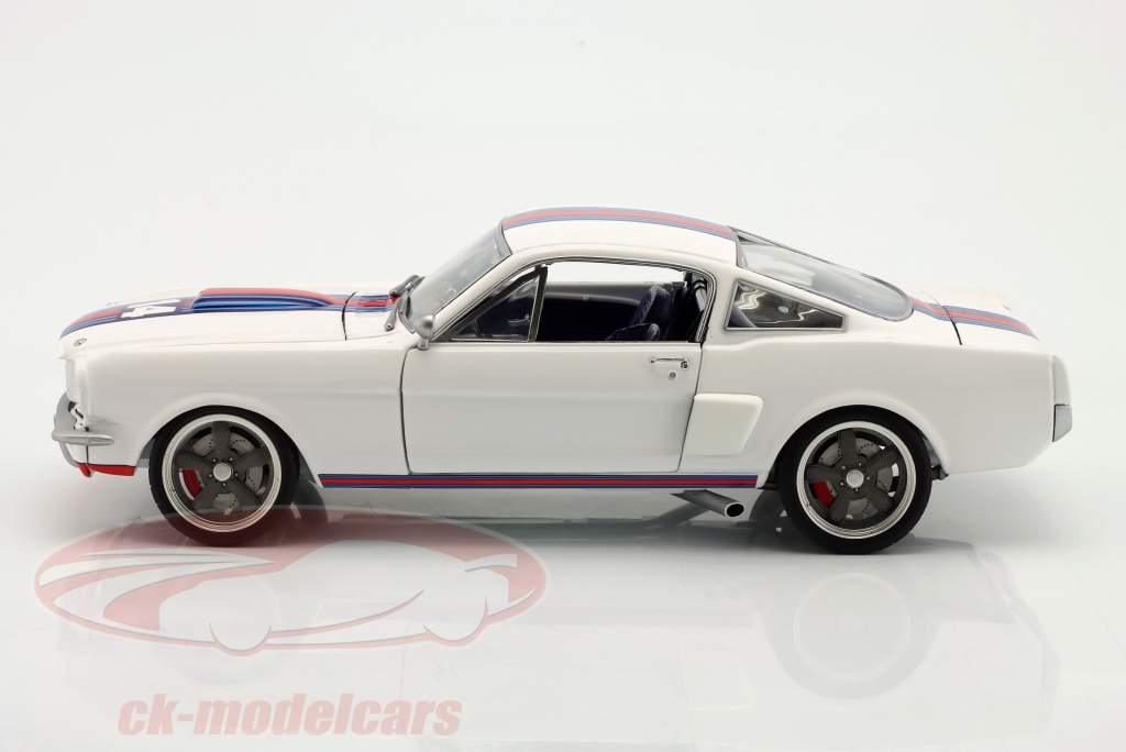 Shelby GT350R Street Fighter LeMans #14 1965 white / blue / red 1:18 GMP
