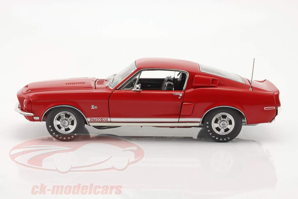 Shelby GT500 KR King of the Road 1968 rød 1:18 GMP