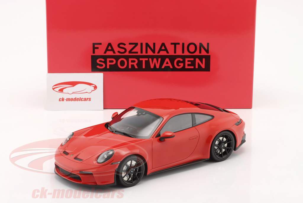 Porsche 911 (992) GT3 Touring 2022 守卫 红色的 / 黑色的 轮辋 1:18 Minichamps