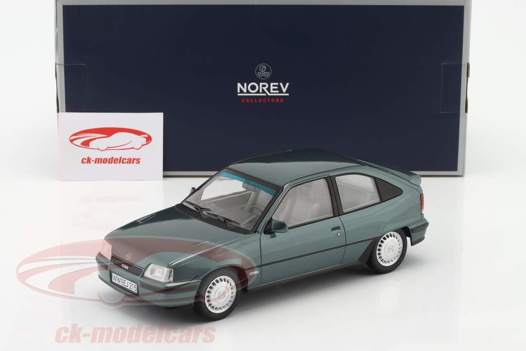 Opel Kadett GSi Año de construcción 1987 azul verde metálico 1:18 Norev