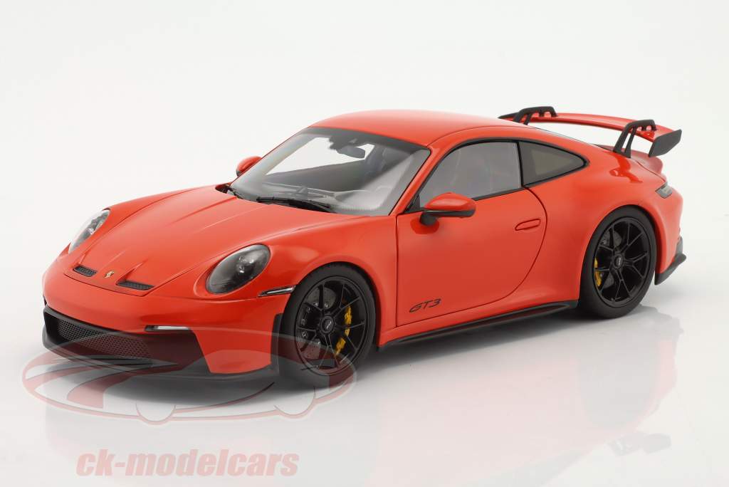 Porsche 911 (992) GT3 ano de construção 2021 lava laranja 1:18 Norev