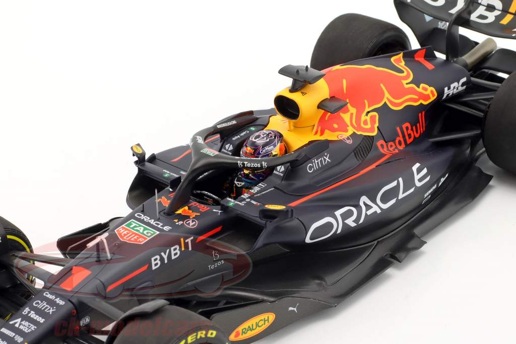 M. Verstappen Red Bull RB18 #1 gagnant Miami GP formule 1 Champion du monde 2022 1:18 Minichamps