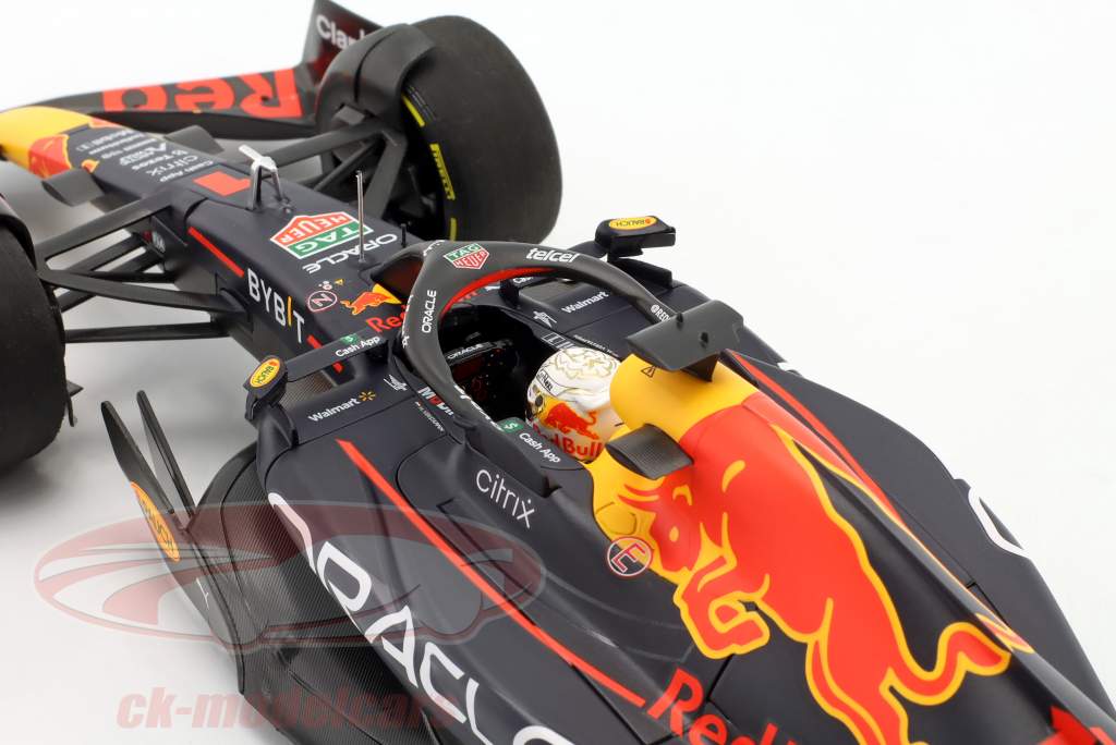 M. Verstappen Red Bull RB18 #1 vinder Saudi Arabien formel 1 Verdensmester 2022 1:18 Minichamps