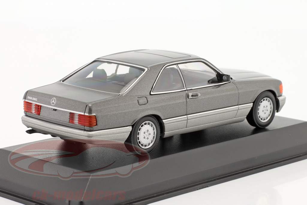 Mercedes-Benz 560 SEC (C126) Año de construcción 1986 gris antracita metálico 1:43 Minichamps