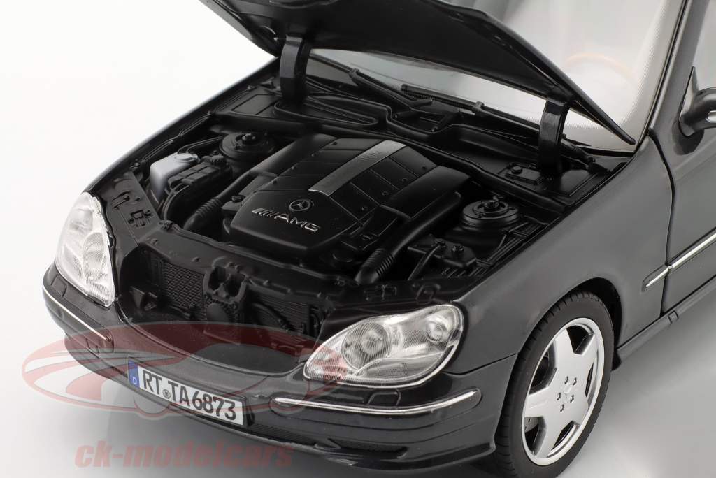 Mercedes-Benz AMG S 55 (V220) 建设年份 1999-2002 灰色 1:18 Norev