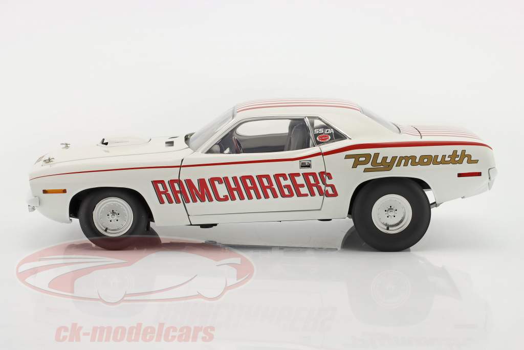 Plymouth Hemi Cuda Ramchargers Año de construcción 1970 Blanco / rojo 1:18 GMP