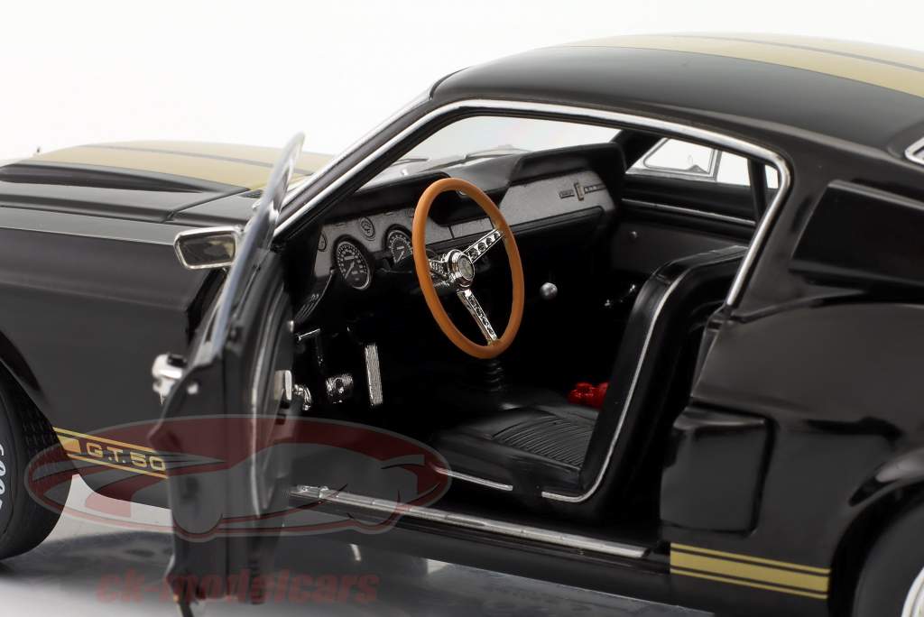 Ford Mustang Shelby GT500 Byggeår 1967 sort / guld 1:18 Solido
