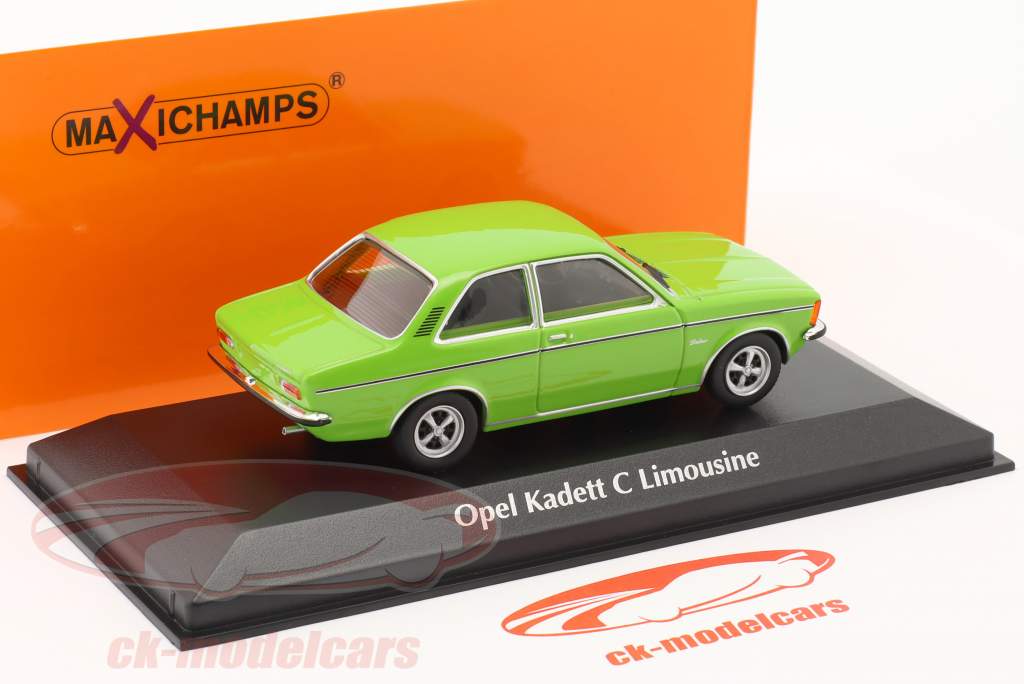 Opel Kadett C リムジン 建設年 1978 緑 1:43 Minichamps