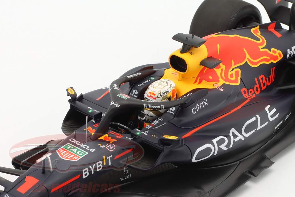 M. Verstappen Red Bull RB18 #1 ganador Arabia Saudita Arabia fórmula 1 Campeón mundial 2022 1:18 Minichamps