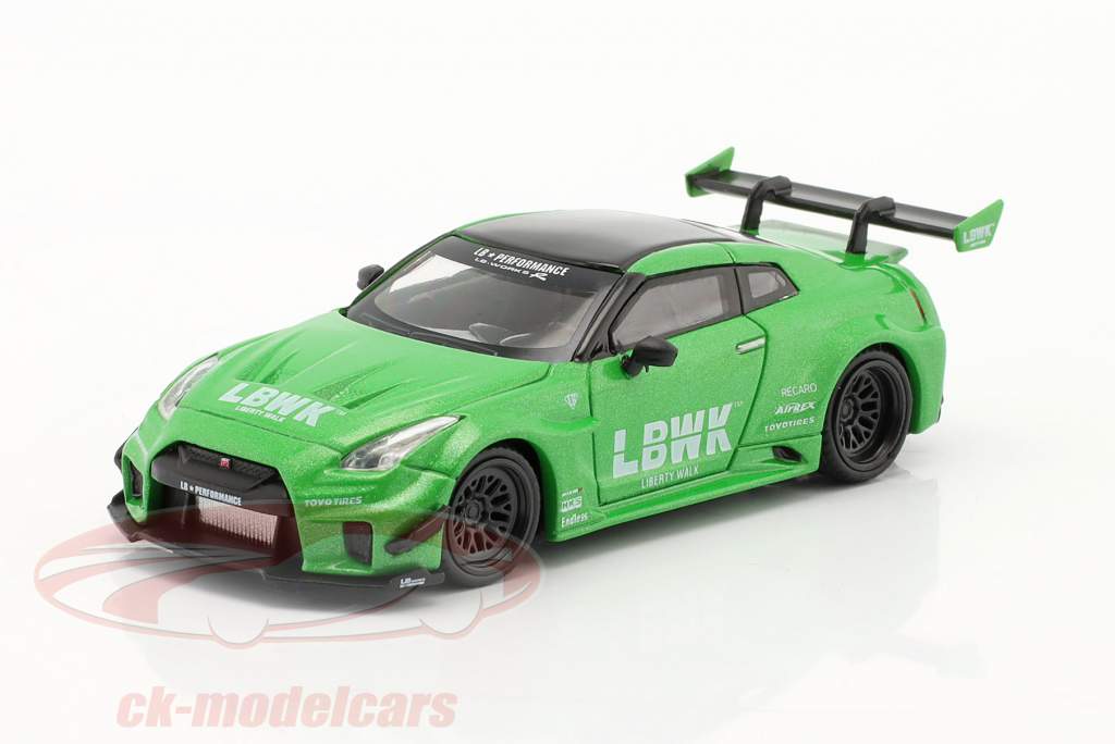 LB-Silhouette Works GT Nissan 35GT-RR Ver.2 LHD apple green 1:64 TrueScale