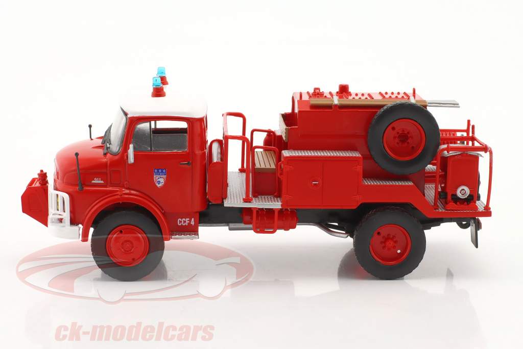 Mercedes-Benz LAF 911 pompiers camion citerne rouge 1:43 Altaya