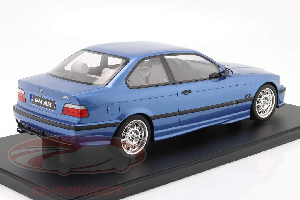 BMW M3 (E36) 3.2L Coupe Byggeår 1995 Estoril blå 1:8 GT-Spirit