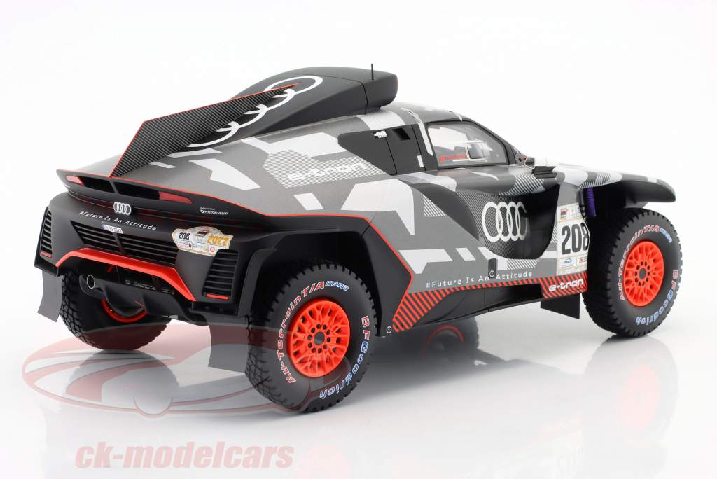 Audi RS Q e-tron #208 vinder Abu Dhabi Desert Challenge 2022 1:18 Spark