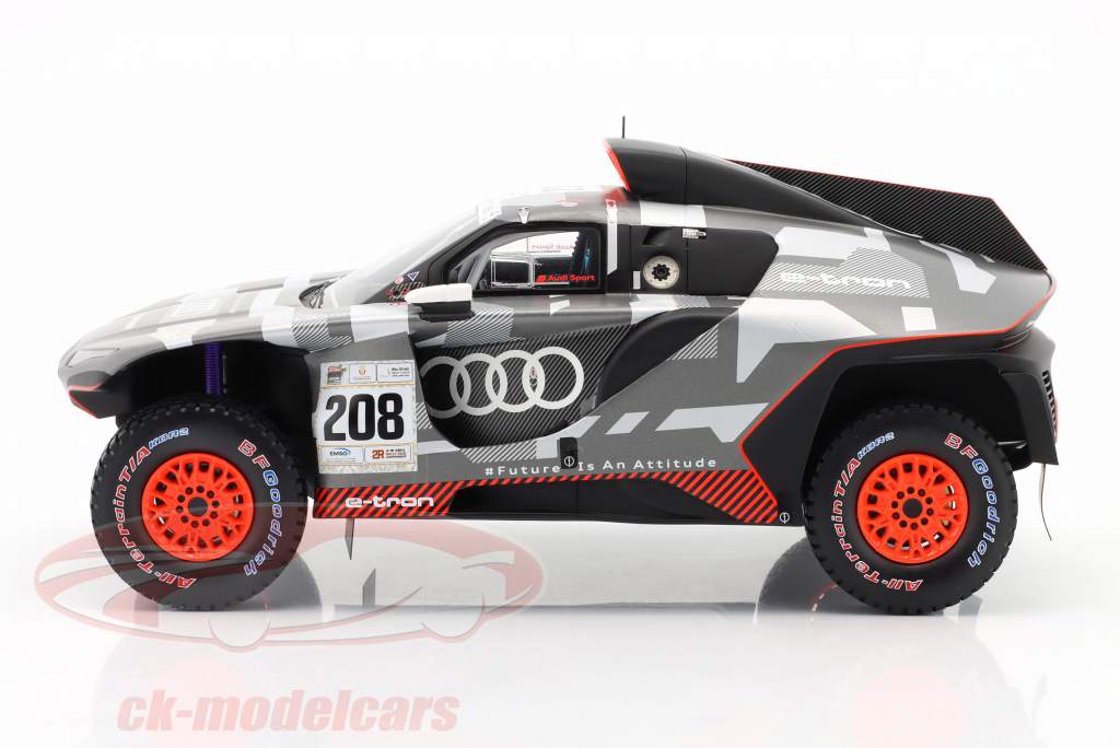 Audi RS Q e-tron #208 vinder Abu Dhabi Desert Challenge 2022 1:18 Spark