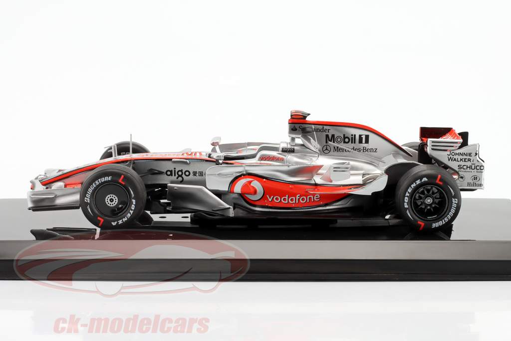 L. Hamilton McLaren MP4/23 #22 formula 1 World Champion 2008 1:24 Premium Collectibles