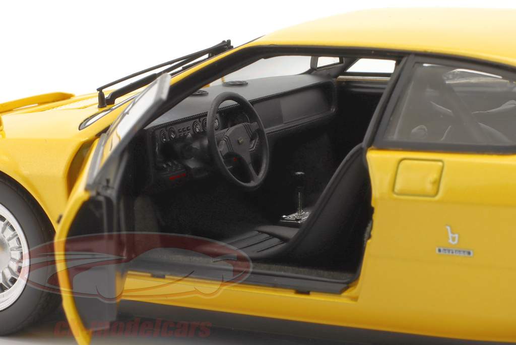 Lamborghini Urraco Rally Baujahr 1974 gelb 1:18 Kyosho